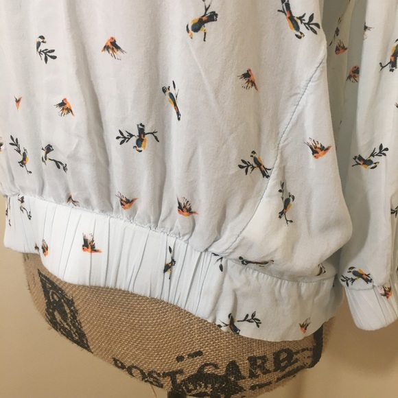 A New Day Blouse with Birds - Picture 3 of 5